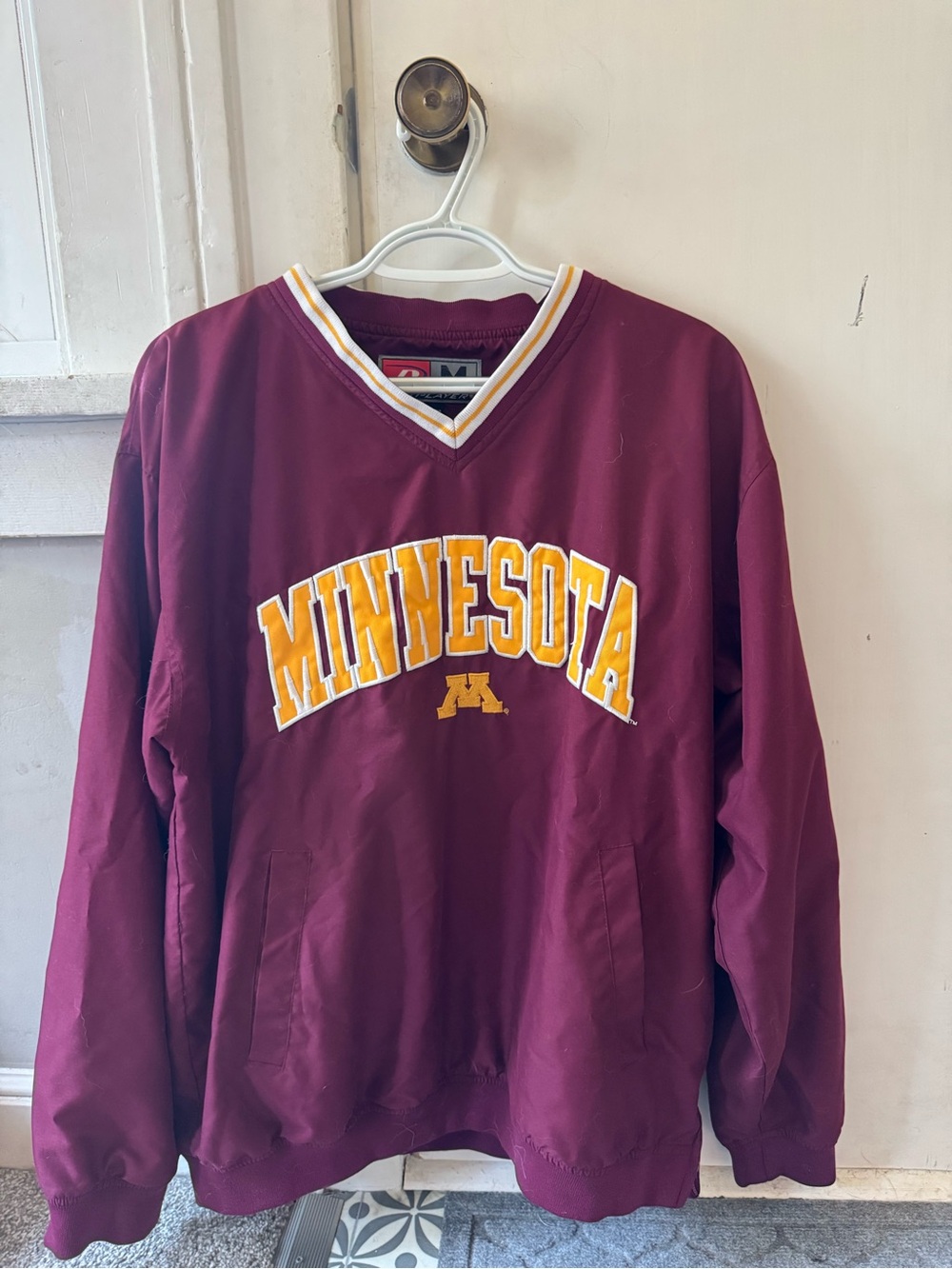 University of Minnesota Maroon Pullover with Gold Logo